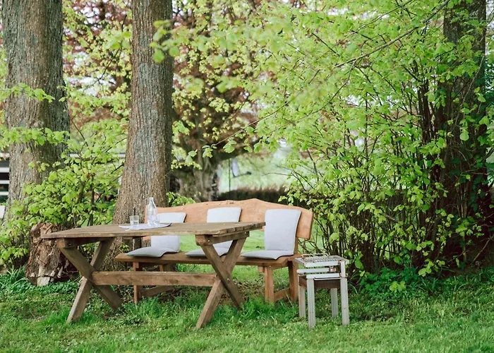 Zwei Διαμέρισμα